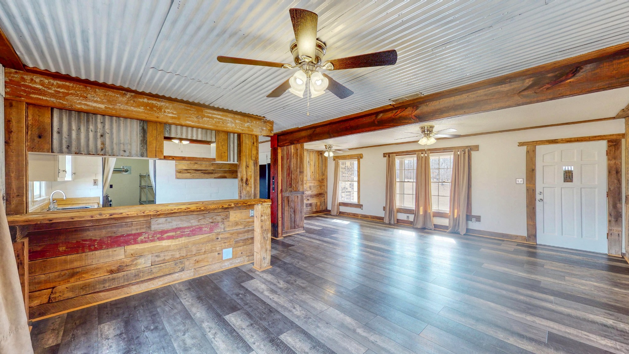 628 Tom White Road Big Sandy, TN 38221 - Photo 9 of 28 Gallery Image 9