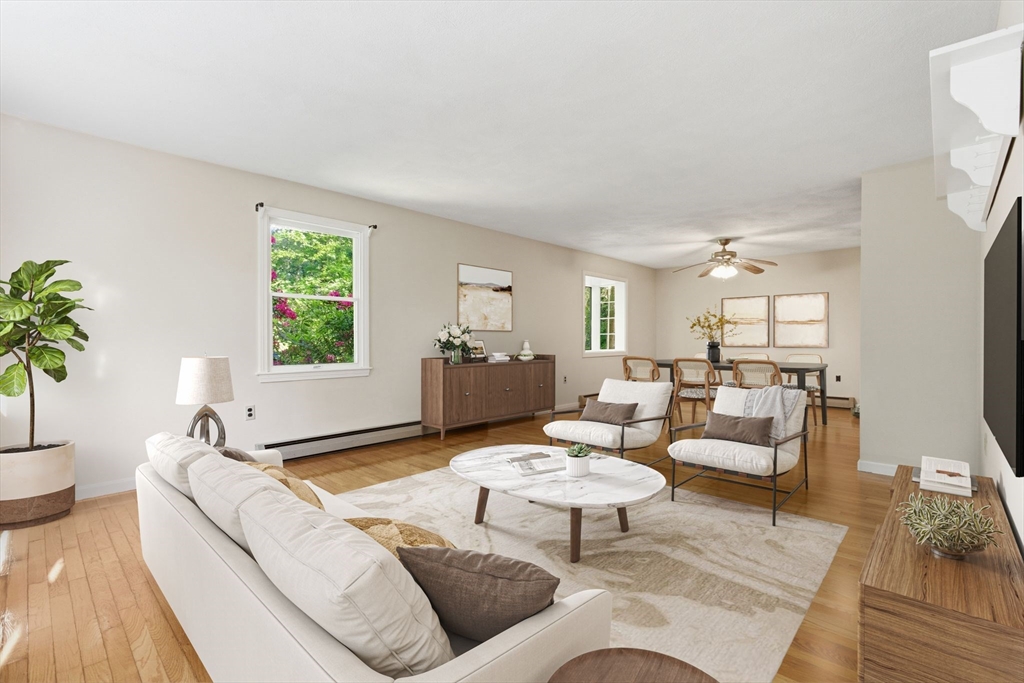18 North Common Road Westminster, MA 01473 - Photo 4 of 16