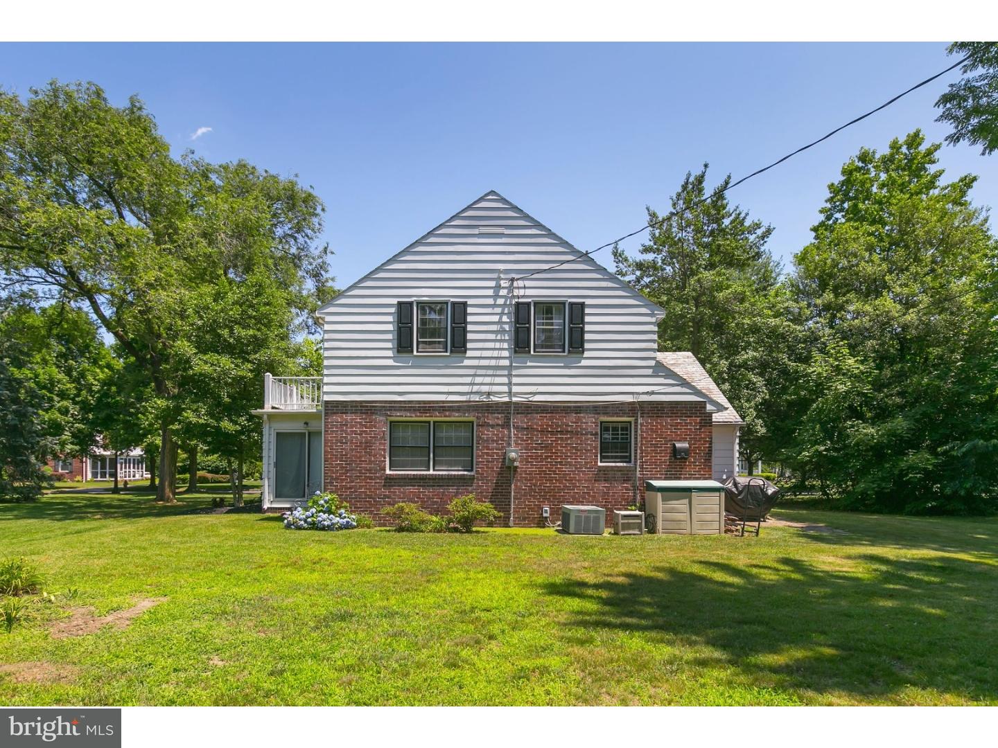 9 Lafayette Road Carneys Point, NJ 08069 - Photo 13 of 15