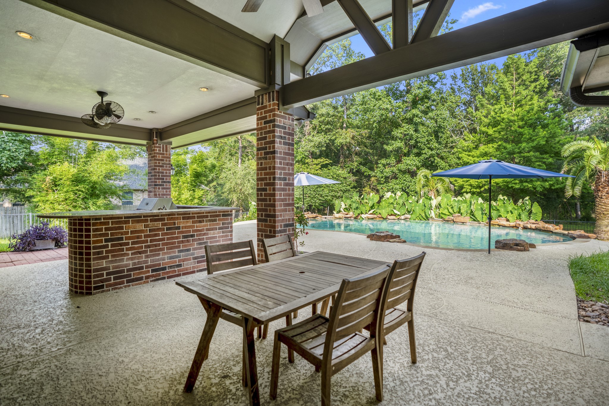 499 Royal Navigator Road Montgomery, TX 77316 - Photo 4 of 40