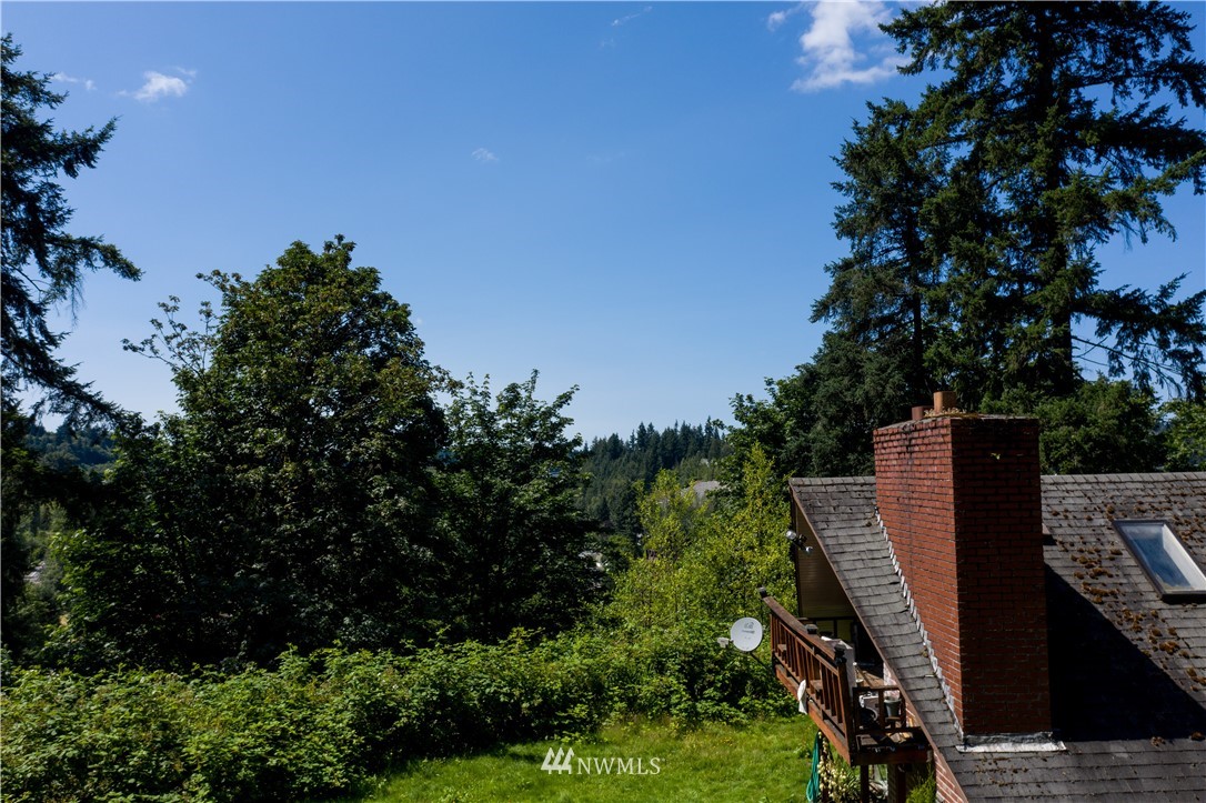 11403 East Riverside Drive Bothell, WA 98011 - Photo 7 of 10 Gallery Image 7