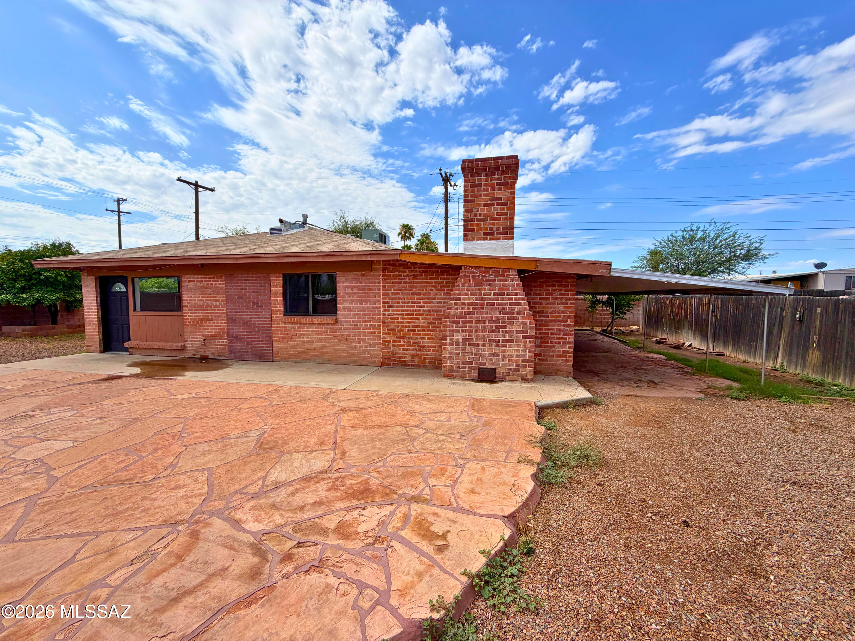 3383 North Flowing Wells Road Tucson, AZ 85705 - Photo 46 of 47 Front of house and carport
