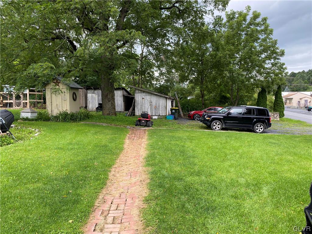 3322 Old Post Road Slatington, PA 18080 - Photo 3 of 18 Gallery Image 3