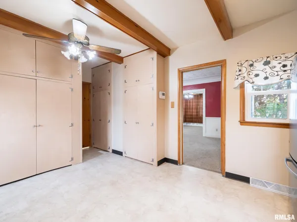 $119,900 | 921 Broadway Street, Pekin, IL 61554