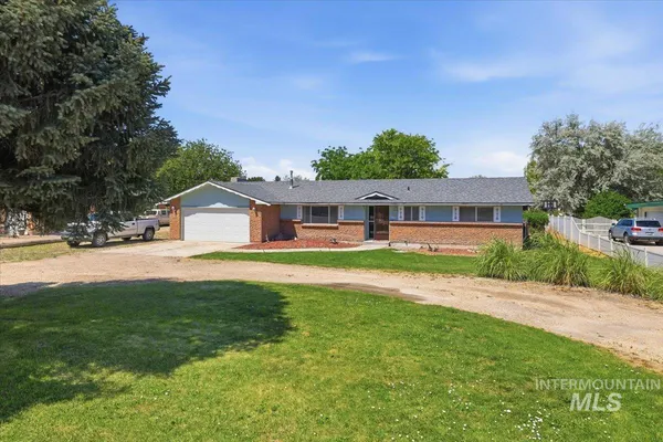 $525,000 | 1311 North Middleton Road, Nampa, ID 83651