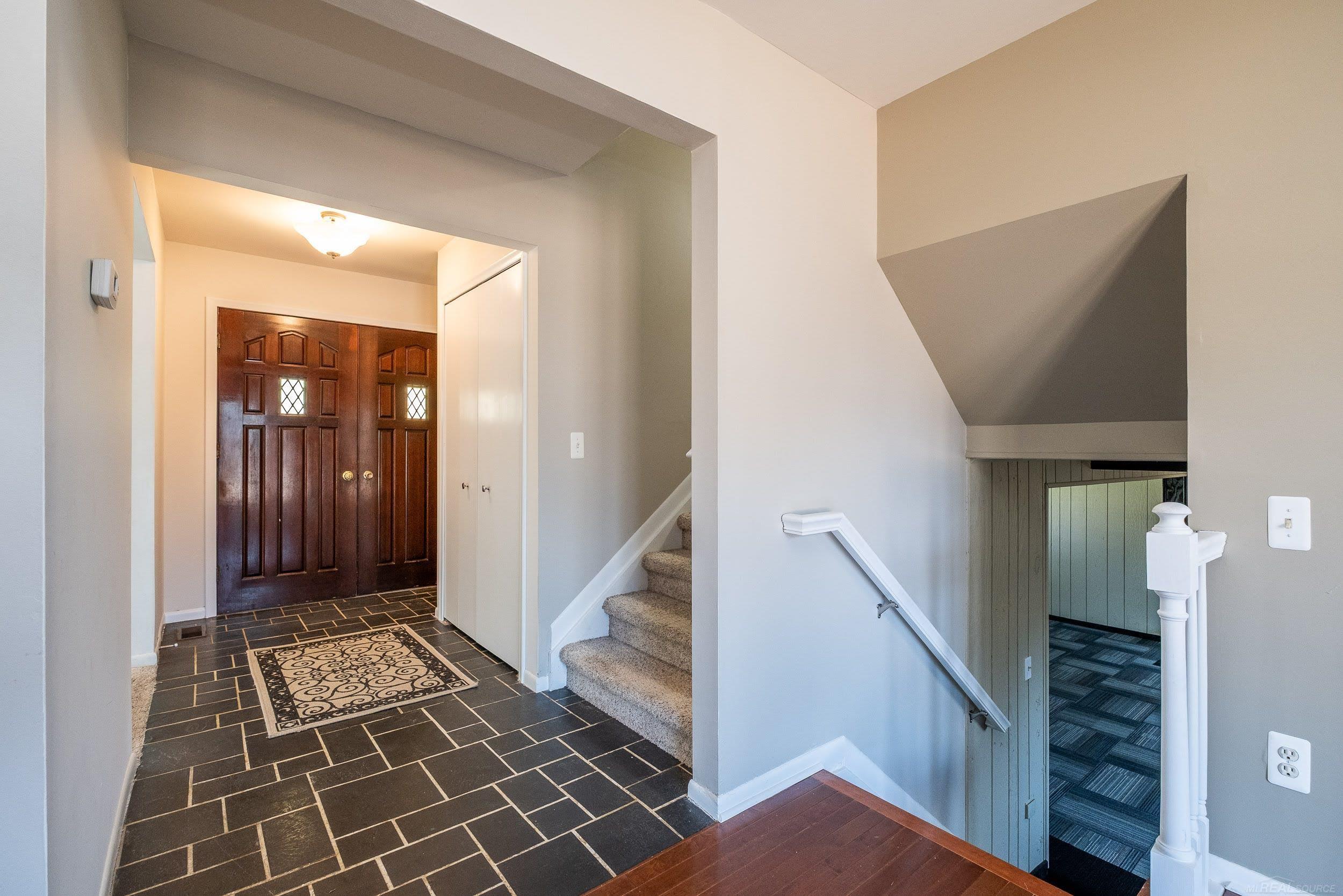 49225 Romeo Plank Road Macomb, MI 48044 - Photo 25 of 32 50171231-d56c1528-4091-47a9-8ba0-54fd454dfdee.JPG