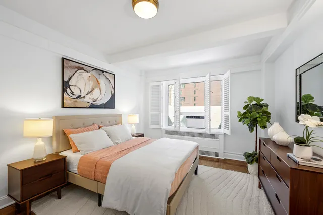 $1,395,000 | 20 East 35th Street, Unit 7BC | Murray Hill