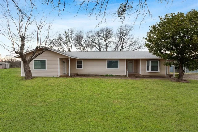 $3,150 | 2011 South Westmoreland Road, Glenn Heights, TX 75154