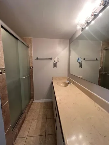 $1,800 | 5285 Coral Court, Unit 621, Orlando, FL 32811