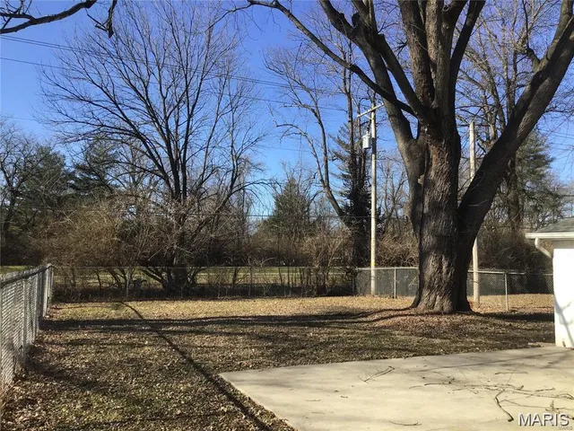 $84,500 | 963 Green Mt Lane, Belleville, IL 62220