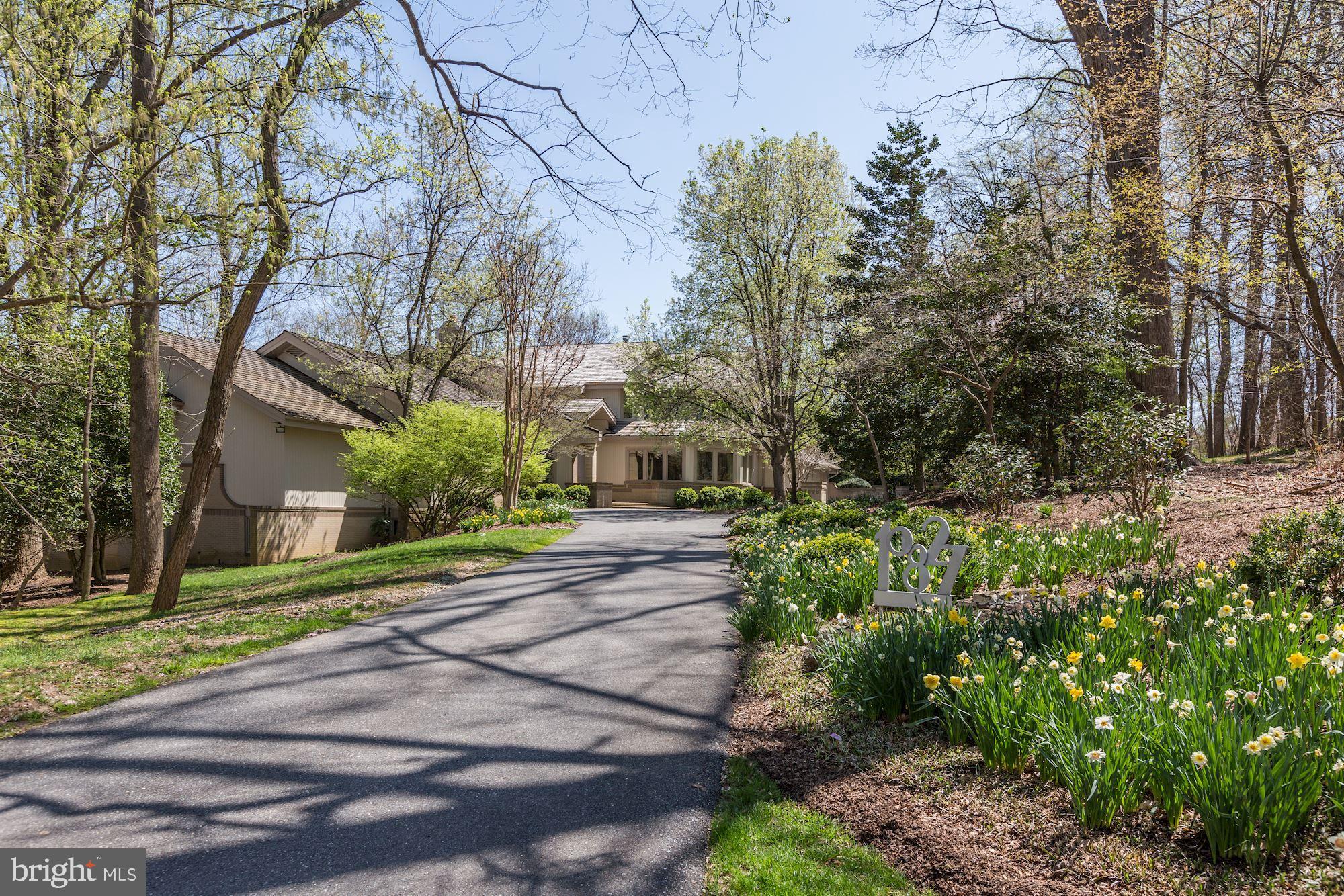 10827 Lockland Road Potomac, MD 20854 - Photo 41 of 44 10827 Lockland Road