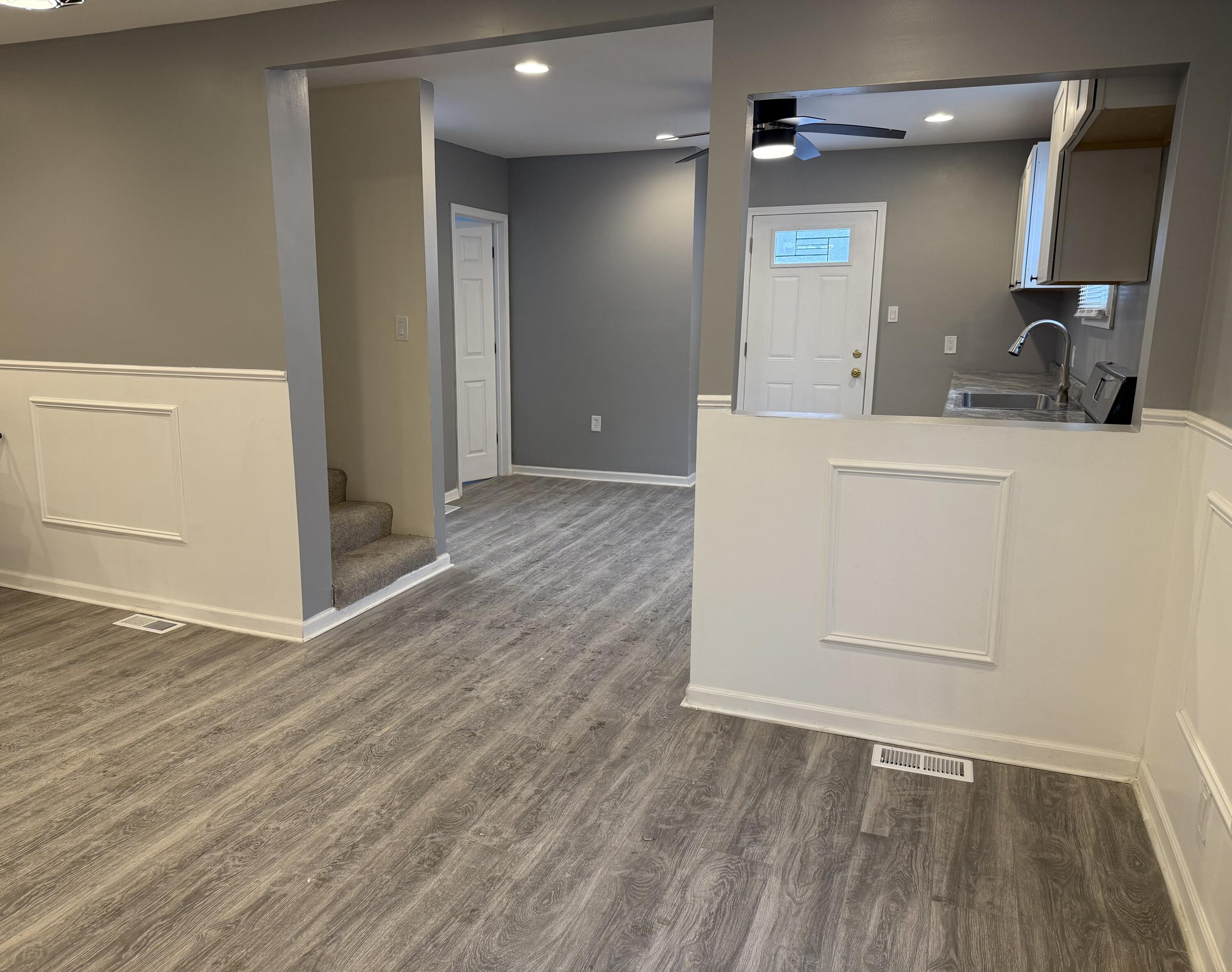 634 Kentucky Street Gary, IN 46402 - Photo 7 of 12 3000x2366