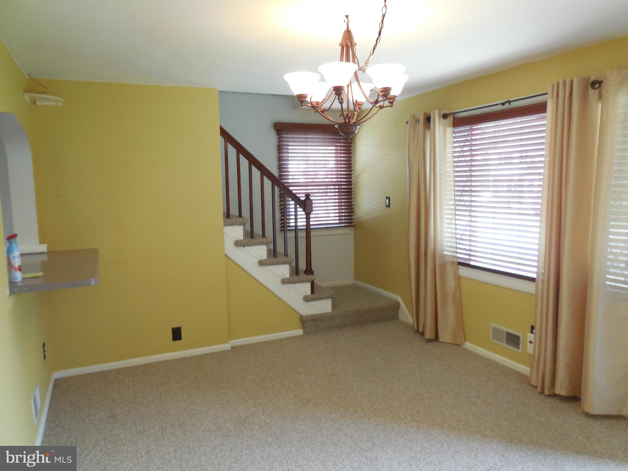 8104 Woodhaven Road Baltimore, MD 21237 - Photo 11 of 29 Living Room