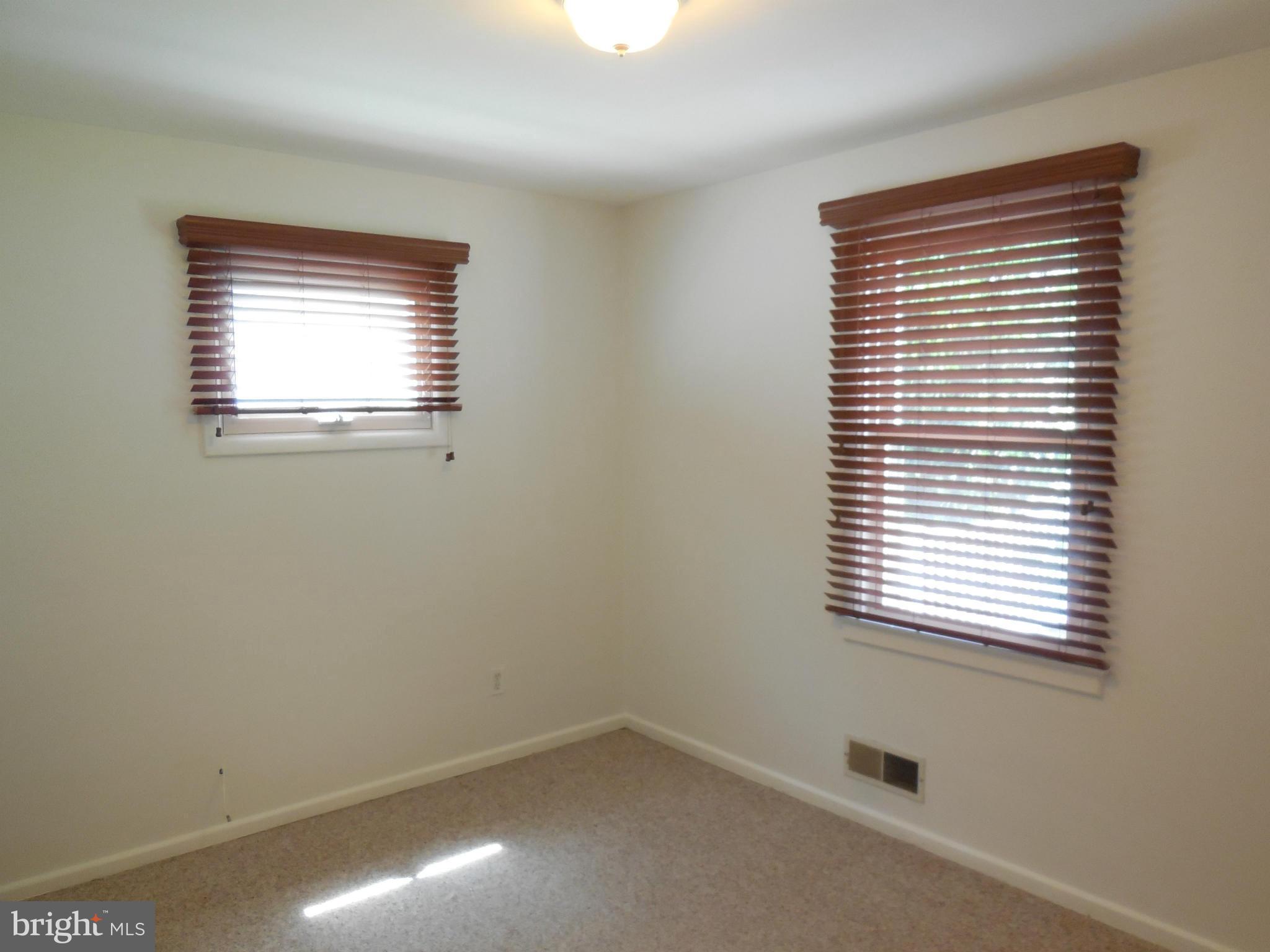 8104 Woodhaven Road Baltimore, MD 21237 - Photo 19 of 29 Bedroom