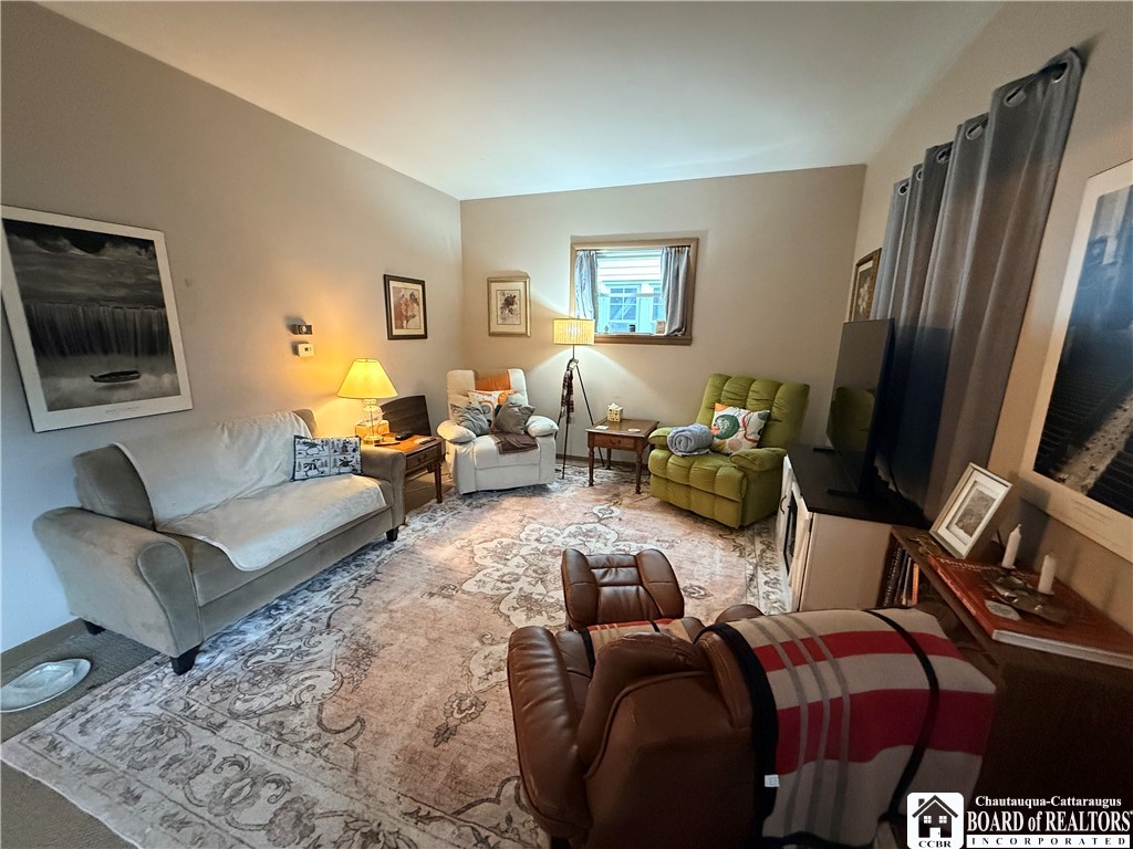 75 Sturges Street Jamestown, NY 14701 - Photo 6 of 31