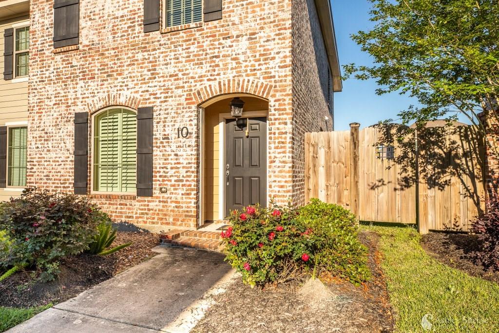 5017 South Prien Lake Road, Unit 10 Lake Charles, LA 70605 - Photo 2 of 13