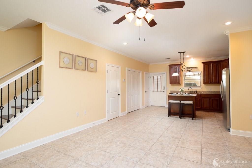 5017 South Prien Lake Road, Unit 10 Lake Charles, LA 70605 - Photo 4 of 13