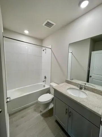 $2,245 | 3233 Fresno Place, Zephyrhills, FL 33541