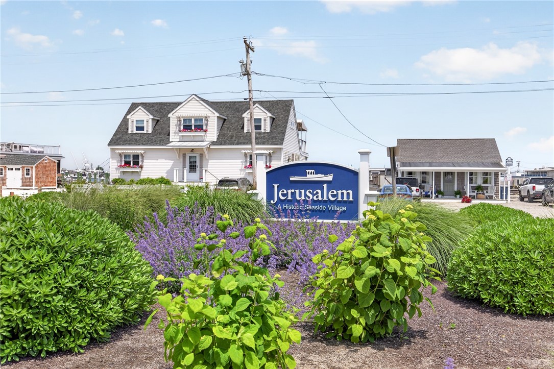 1185 Succotash Road Narragansett, RI 02879 - Photo 2 of 50