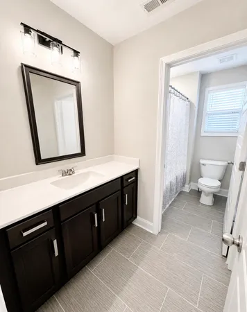 $2,150 | 451 Kinslow Court, Clarksville, TN 37040
