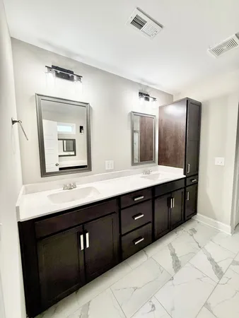 $2,150 | 451 Kinslow Court, Clarksville, TN 37040