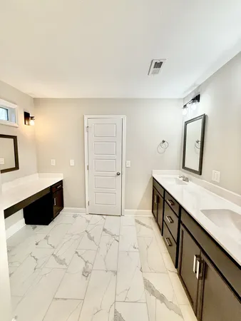 $2,150 | 451 Kinslow Court, Clarksville, TN 37040