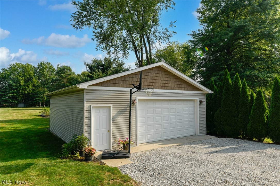 3009 Ridgewood Road Fairlawn, OH 44333 - Photo 4 of 35