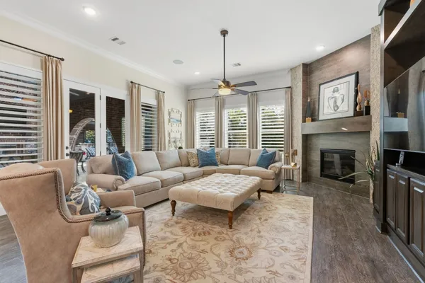 $1,745,000 | 134 South Curly Willow Drive, Tomball, TX 77375