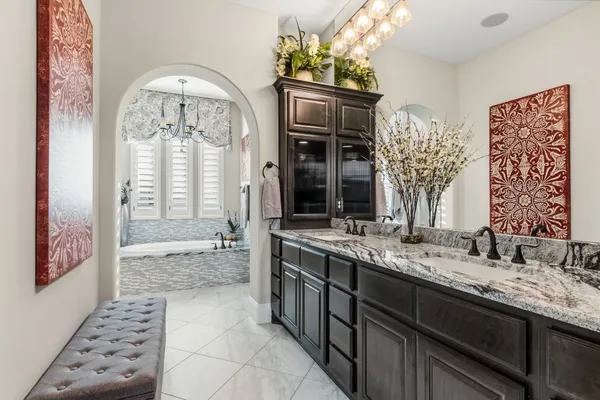 $1,745,000 | 134 South Curly Willow Drive, Tomball, TX 77375