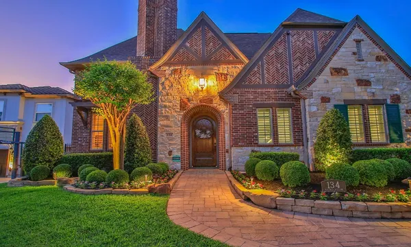 $1,745,000 | 134 South Curly Willow Drive, Tomball, TX 77375