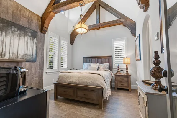 $1,745,000 | 134 South Curly Willow Drive, Tomball, TX 77375