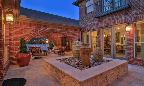 $1,745,000 | 134 South Curly Willow Drive, Tomball, TX 77375