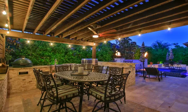 $1,745,000 | 134 South Curly Willow Drive, Tomball, TX 77375