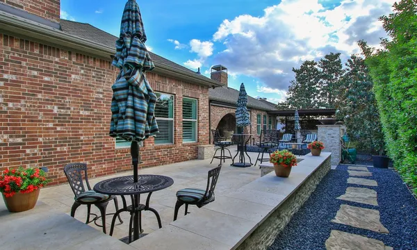 $1,745,000 | 134 South Curly Willow Drive, Tomball, TX 77375