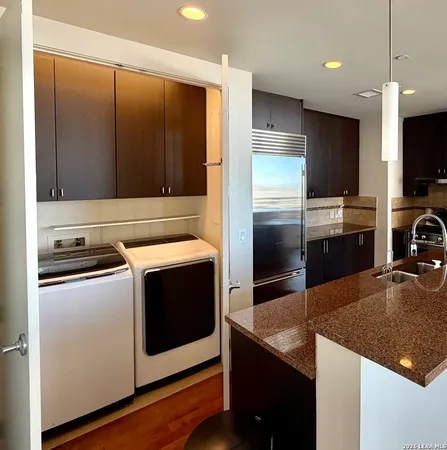 $4,500 | 610 East Market Street, Unit 2602, San Antonio, TX 78205