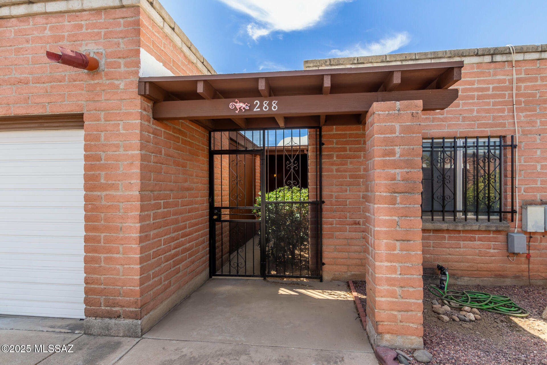 288 East Root Way Tucson, AZ 85705 - Photo 5 of 34