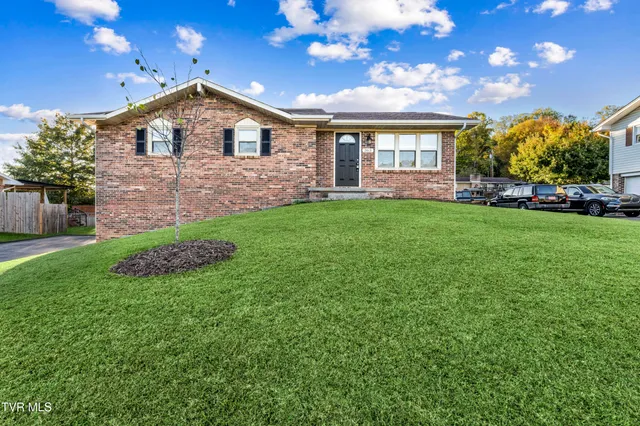 $277,000 | 363 Timber Oak Drive, Bristol, VA 24201