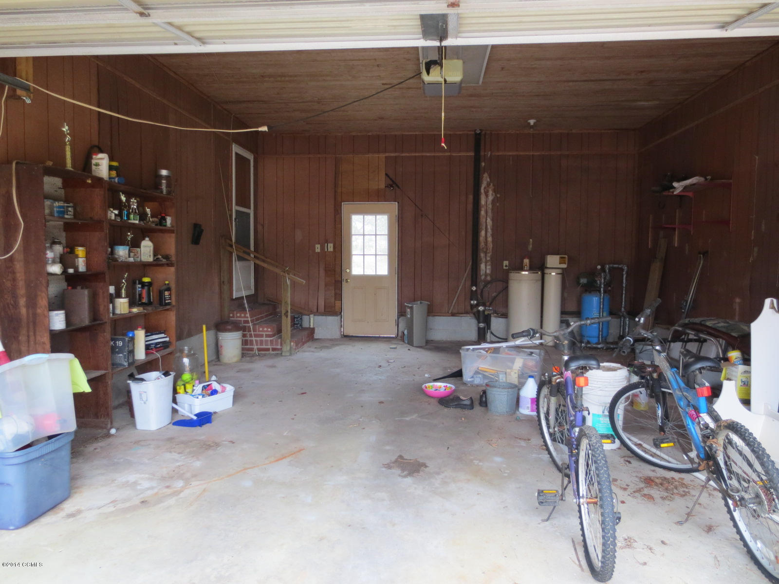 309 Canal Road Beaufort, NC 28516 - Photo 18 of 27 Hamilton garage