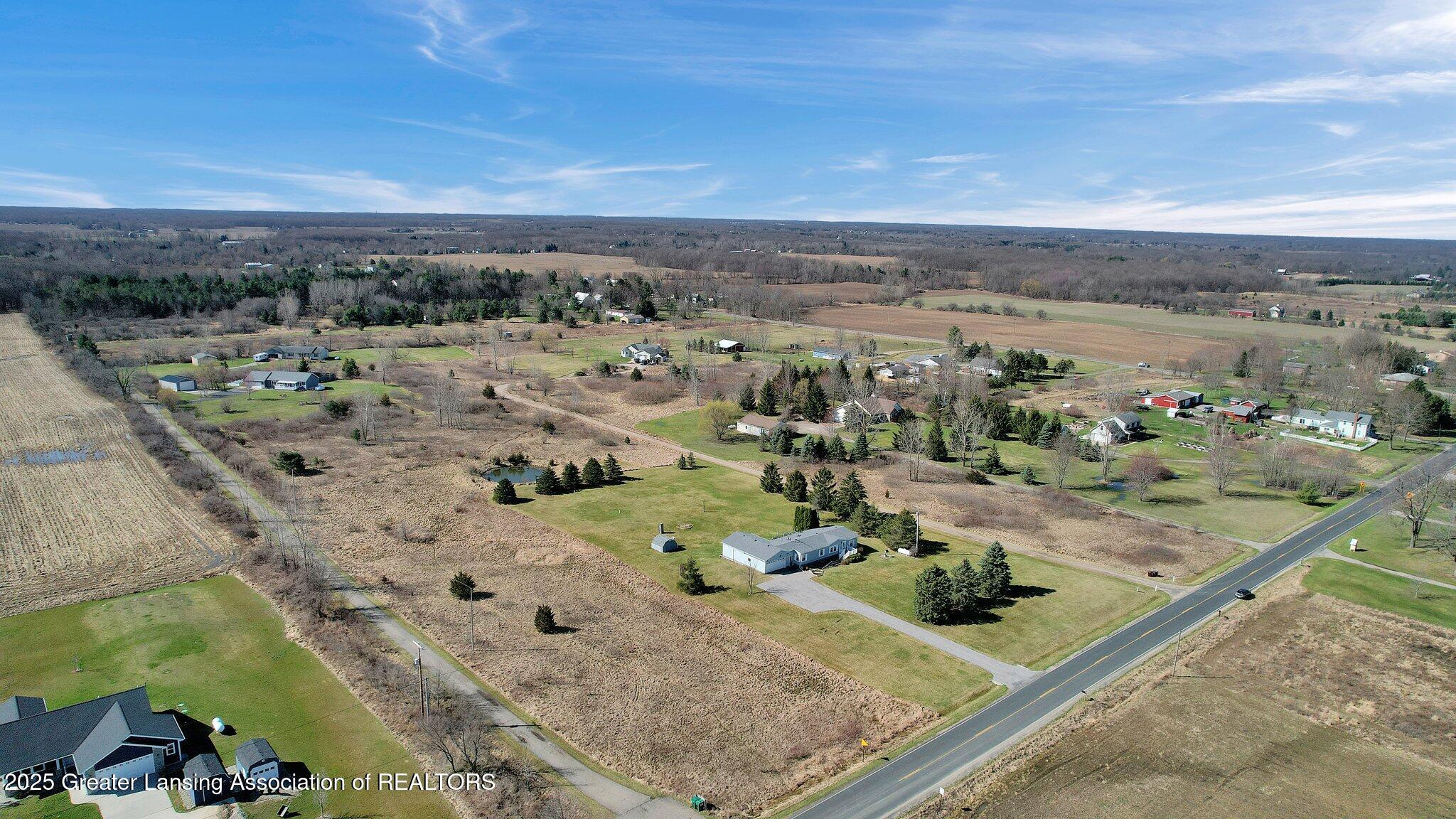 6763 West Howe Road Dewitt, MI 48820 - Photo 32 of 44 31-web-or-mls-Open Ended Media-30
