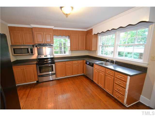 6239 Tryon Road Cary, NC 27518 - Photo 5 of 11