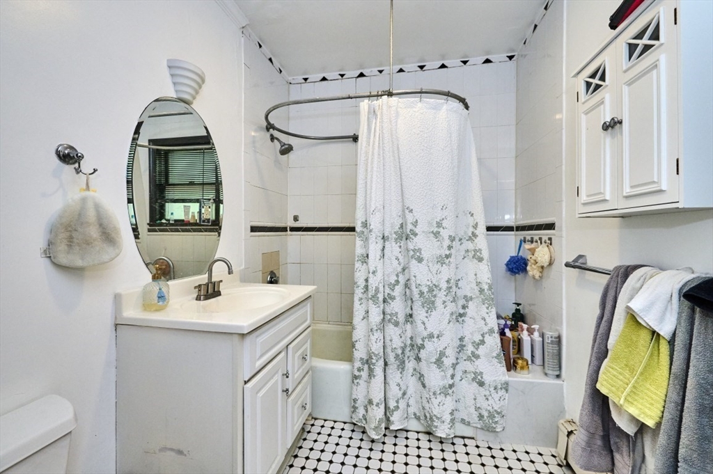 18 Atherton Road, Unit 1 Brookline, MA 02446 - Photo 12 of 17