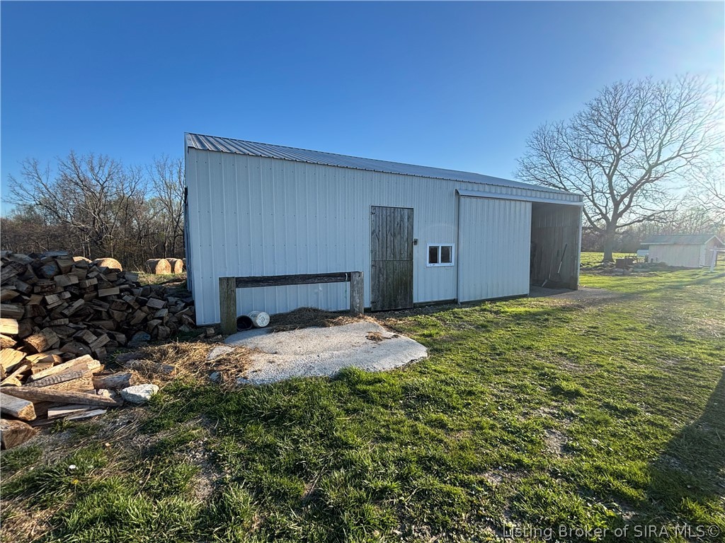 2322 North Whiskey Hollow Road Salem, IN 47167 - Photo 5 of 43 Pole Barn