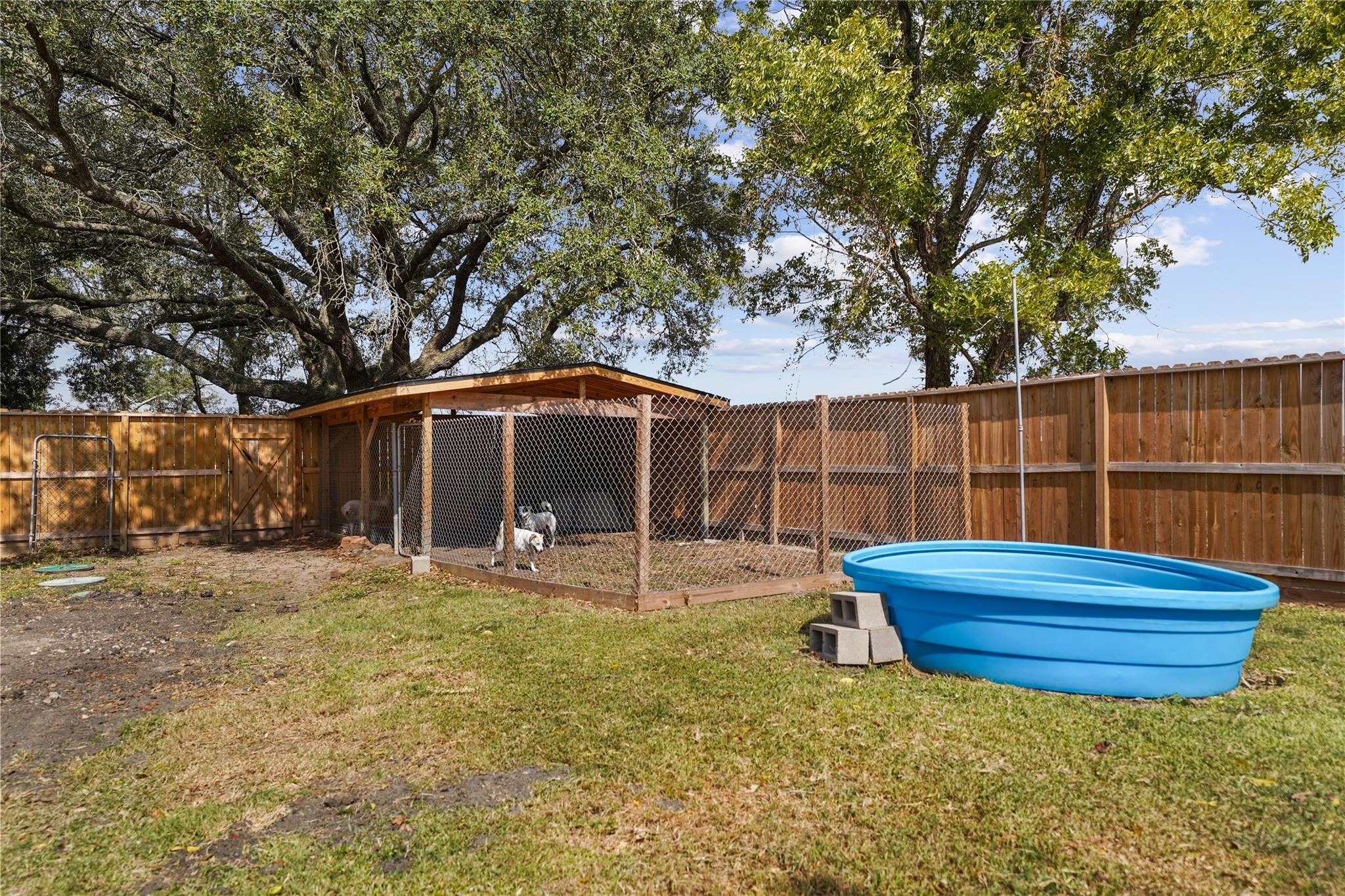 4410 County Road 63 Rosharon, TX 77583 - Photo 16 of 38