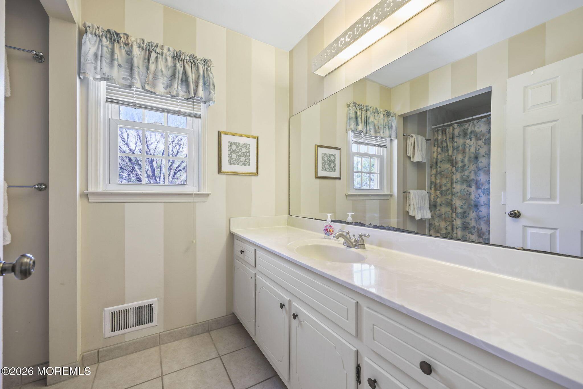 9 Traymore Road Freehold, NJ 07728 - Photo 30 of 44 32-web-or-mls-LPM_1207