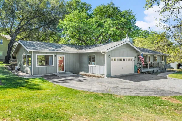 $569,000 | 17511 Incense Court, Penn Valley, CA 95946