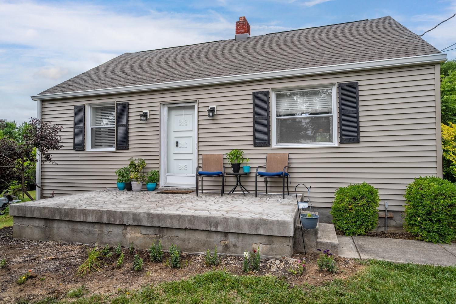5320 Belclare Road Cincinnati, OH 45247 - Photo 5 of 50 Gallery Image 5