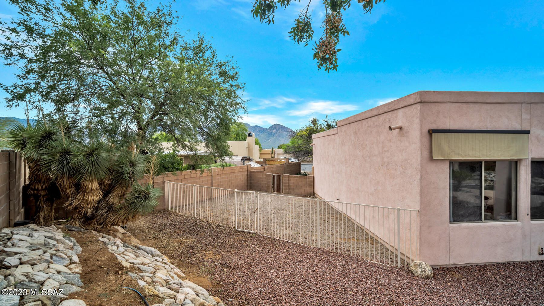 360 Crescendo Court Tucson, AZ 85737 - Photo 27 of 33