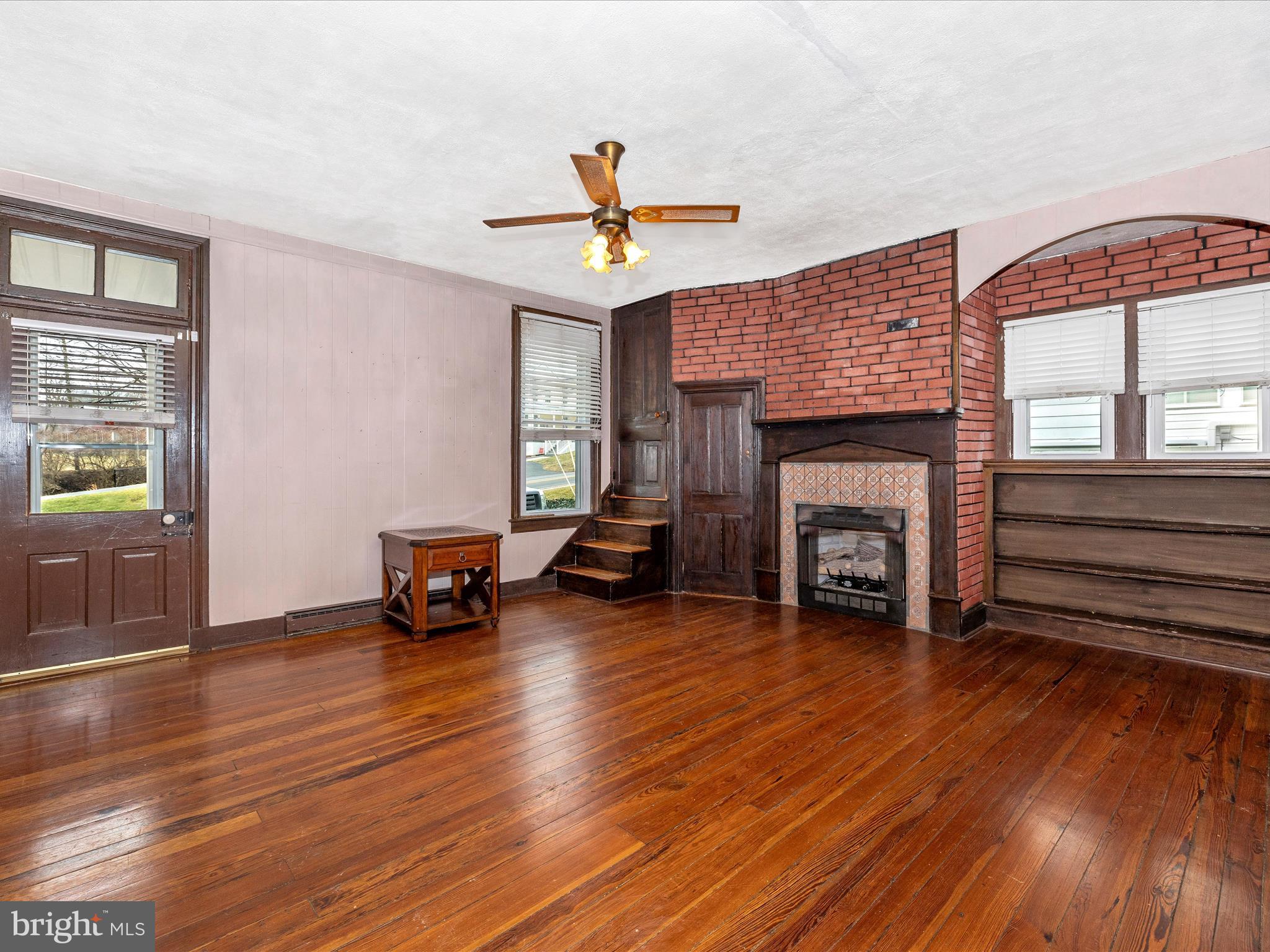 401 Prospect Road Mount Airy, MD 21771 - Photo 17 of 52 Family Room