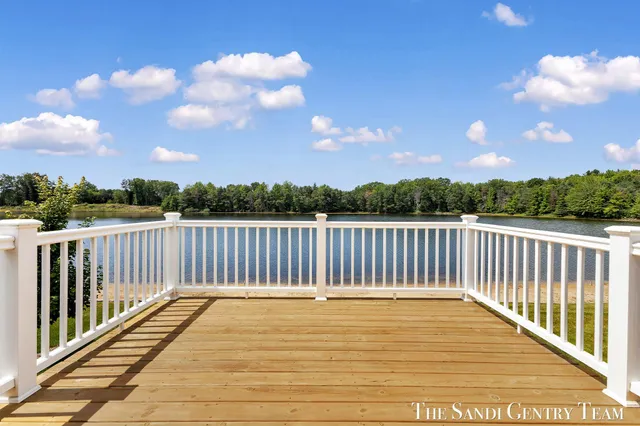 $529,900 | 7271 Atwater Springs Drive, Spring Lake, MI 49456