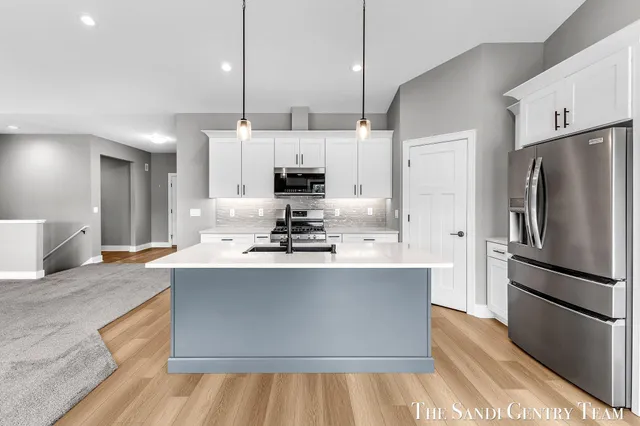 $529,900 | 7271 Atwater Springs Drive, Spring Lake, MI 49456